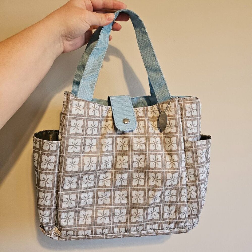 Cute Grey/Blue Floral Pattern‎ Insulated Lunch Bag - NEW